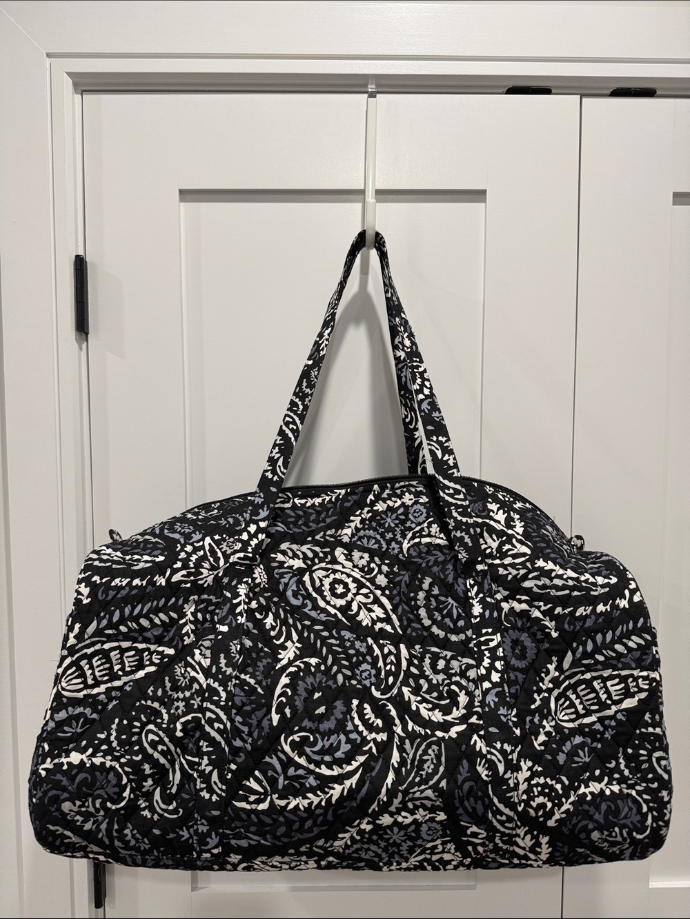 Vera Bradley medium travel duffel